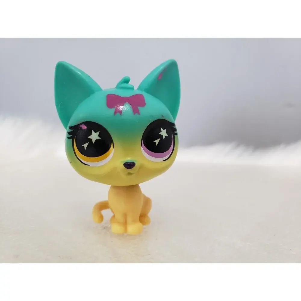 LITTLEST PET SHOP LPS Lucky Cat Moonstone Teal Yellow Glow In The Dark Star Eyes